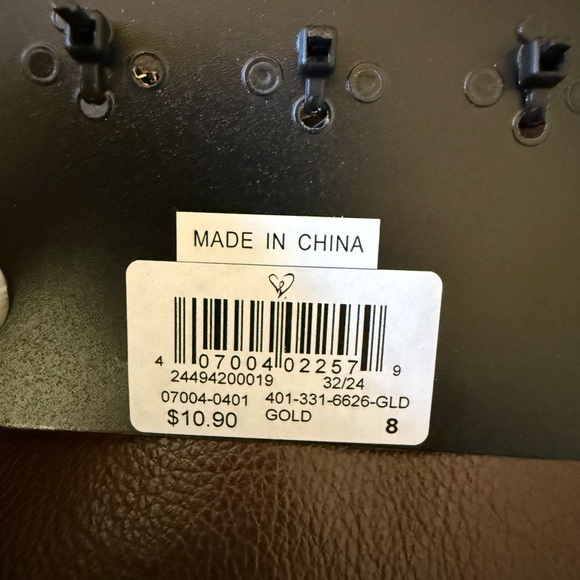 Windsor Gold Tone Size 8 Stacking Rings with Crystal Accents - Picture 2 of 2